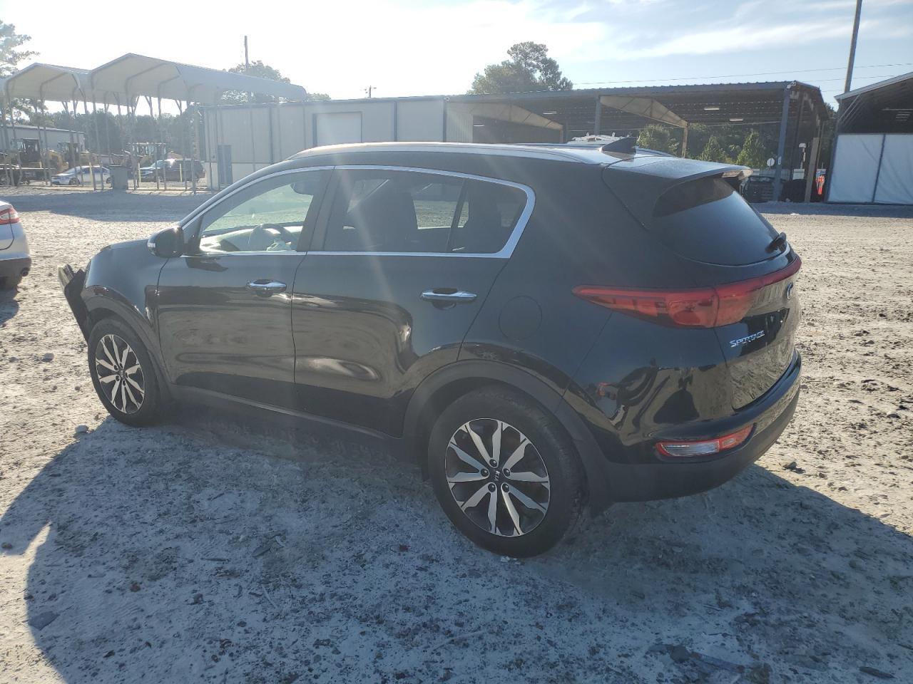 2017 Kia Sportage Ex - Image 2