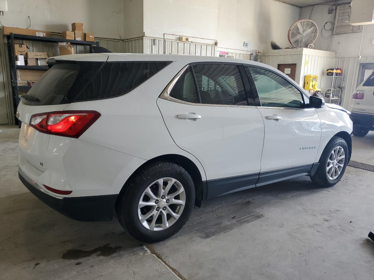 2020 Chevrolet Equinox Lt - Image 3