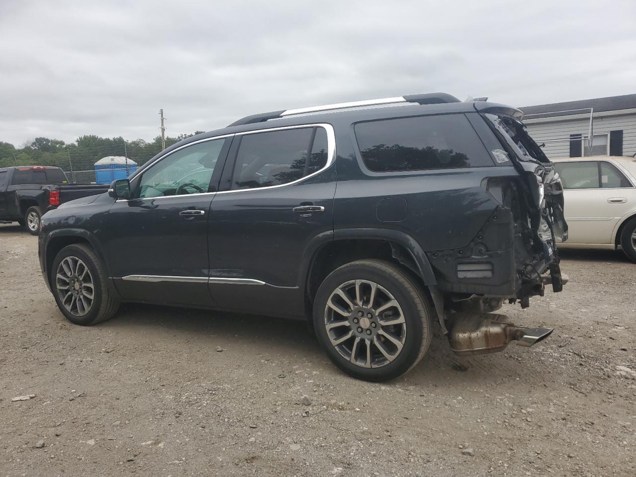 2021 GMC Acadia Denali - Image 2