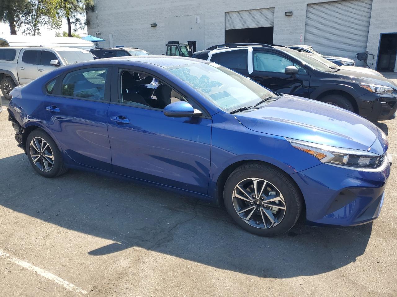 2023 Kia Forte Lx - Image 4
