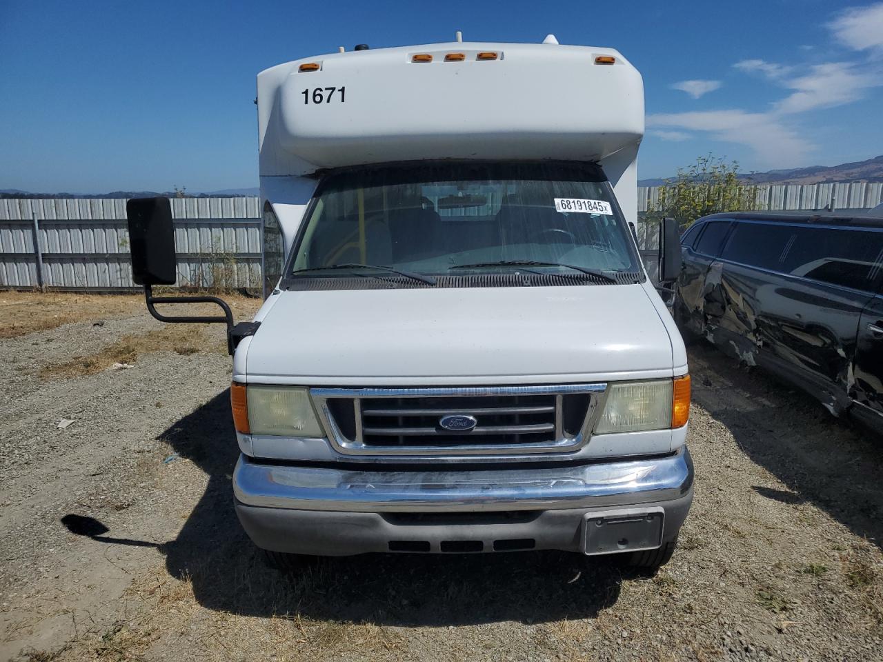 2007 Ford Econoline - Transit Vehicles Transit Bus - Фото 5