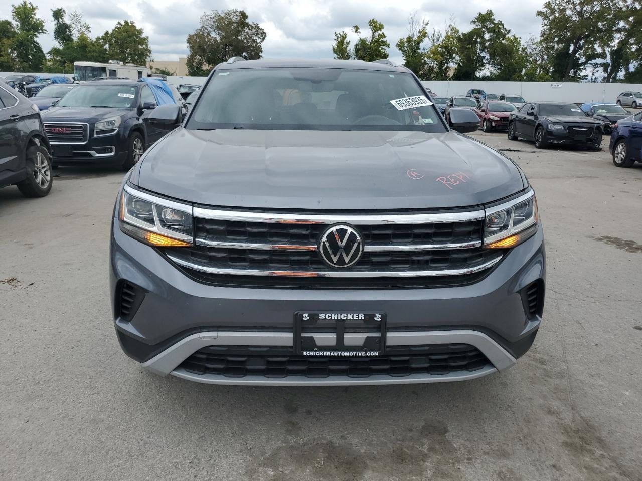 2020 Volkswagen Atlas Cross Sport S - Фото 5