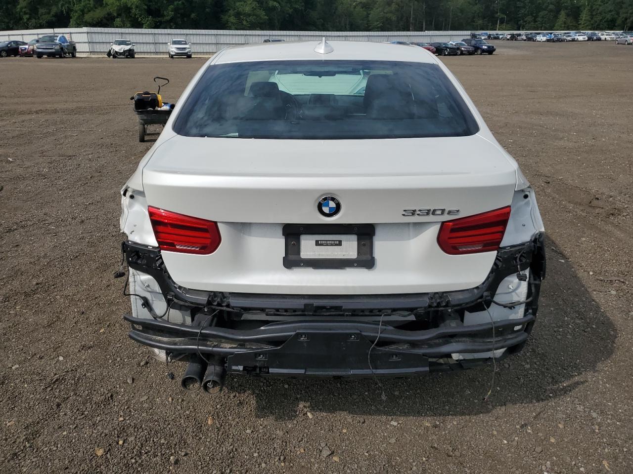 2018 BMW 330E - Фото 6