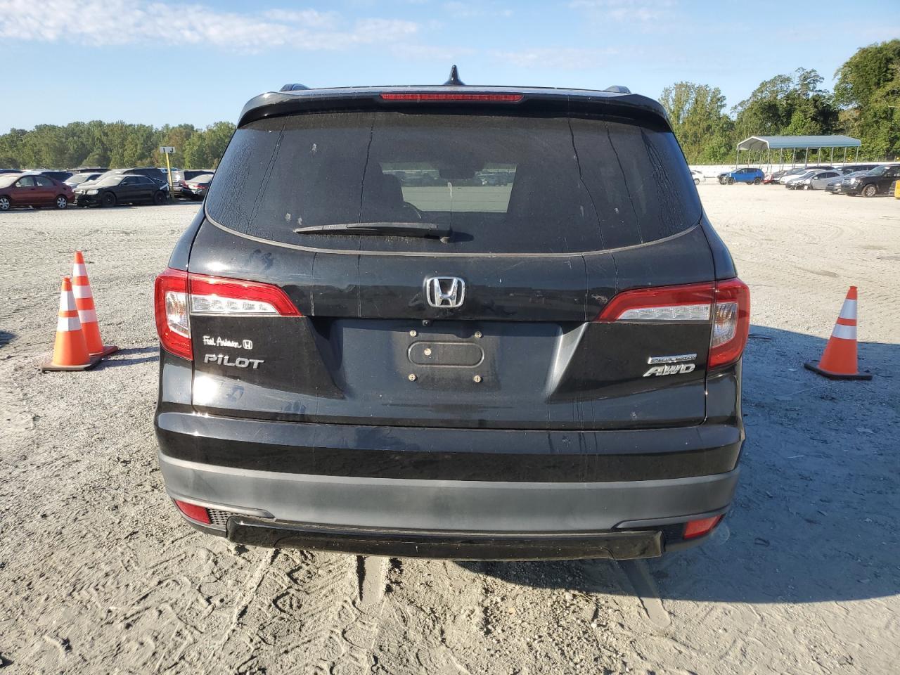 2022 Honda Pilot Se - Фото 6