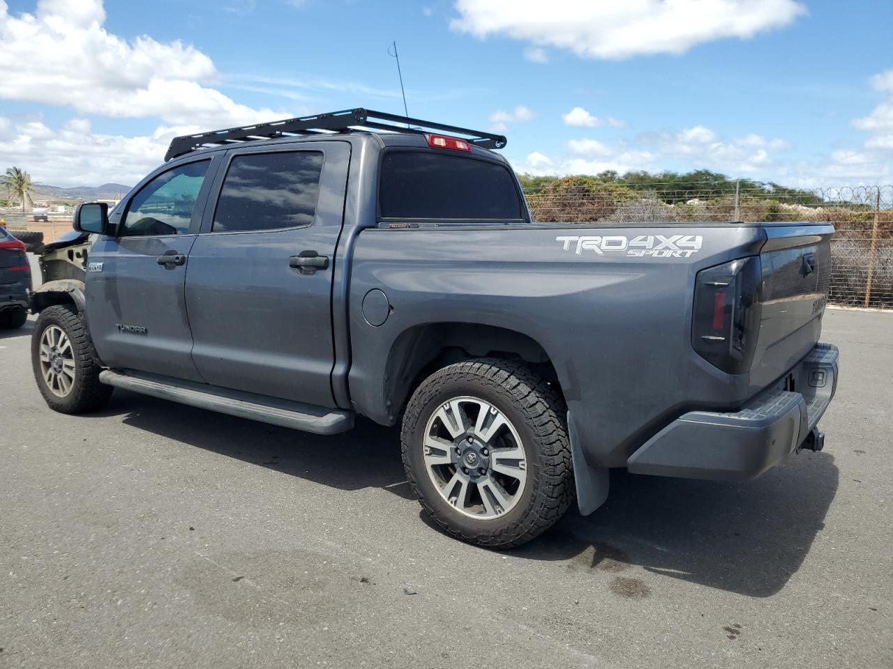 2018 Toyota Tundra Crewmax Sr5 - Image 2