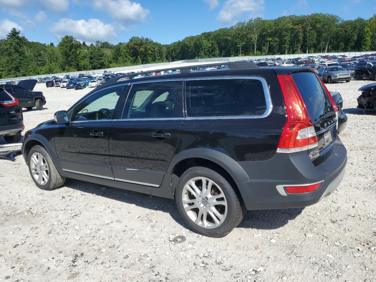 2016 Volvo Xc70 T5 Premier - Фото 2