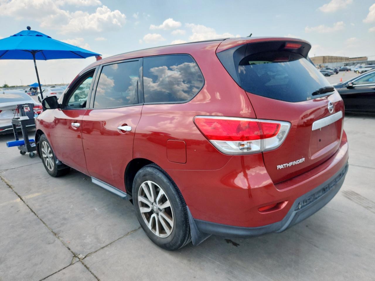 2014 Nissan Pathfinder S - Фото 2