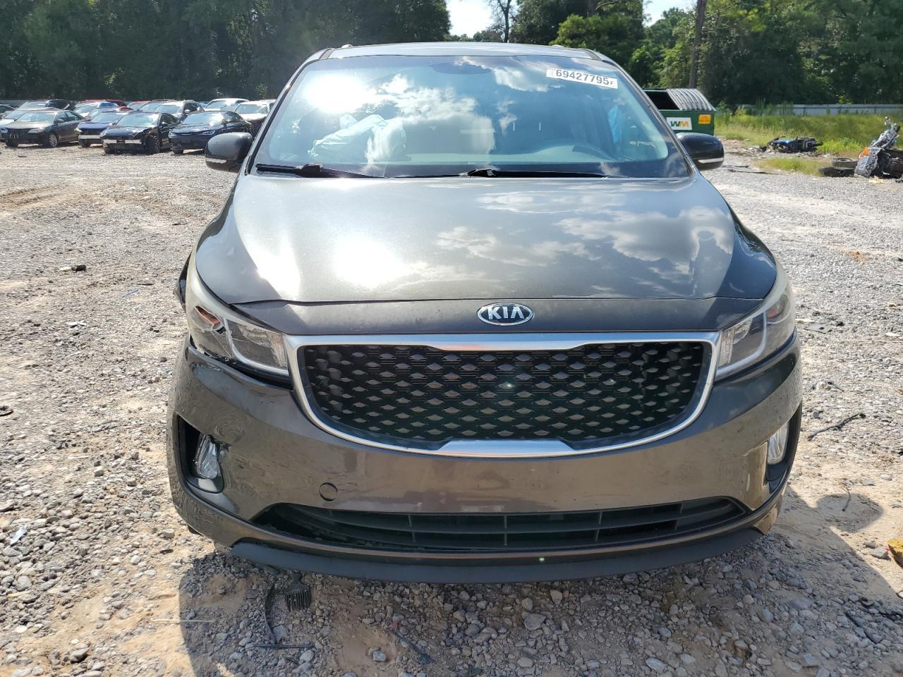 2016 Kia Sedona Ex - Image 5