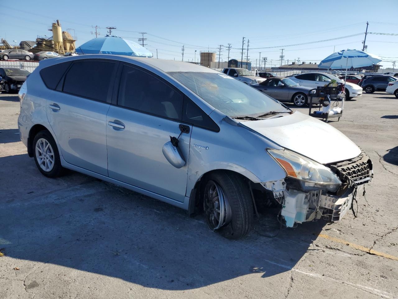 2014 Toyota Prius V - Фото 4