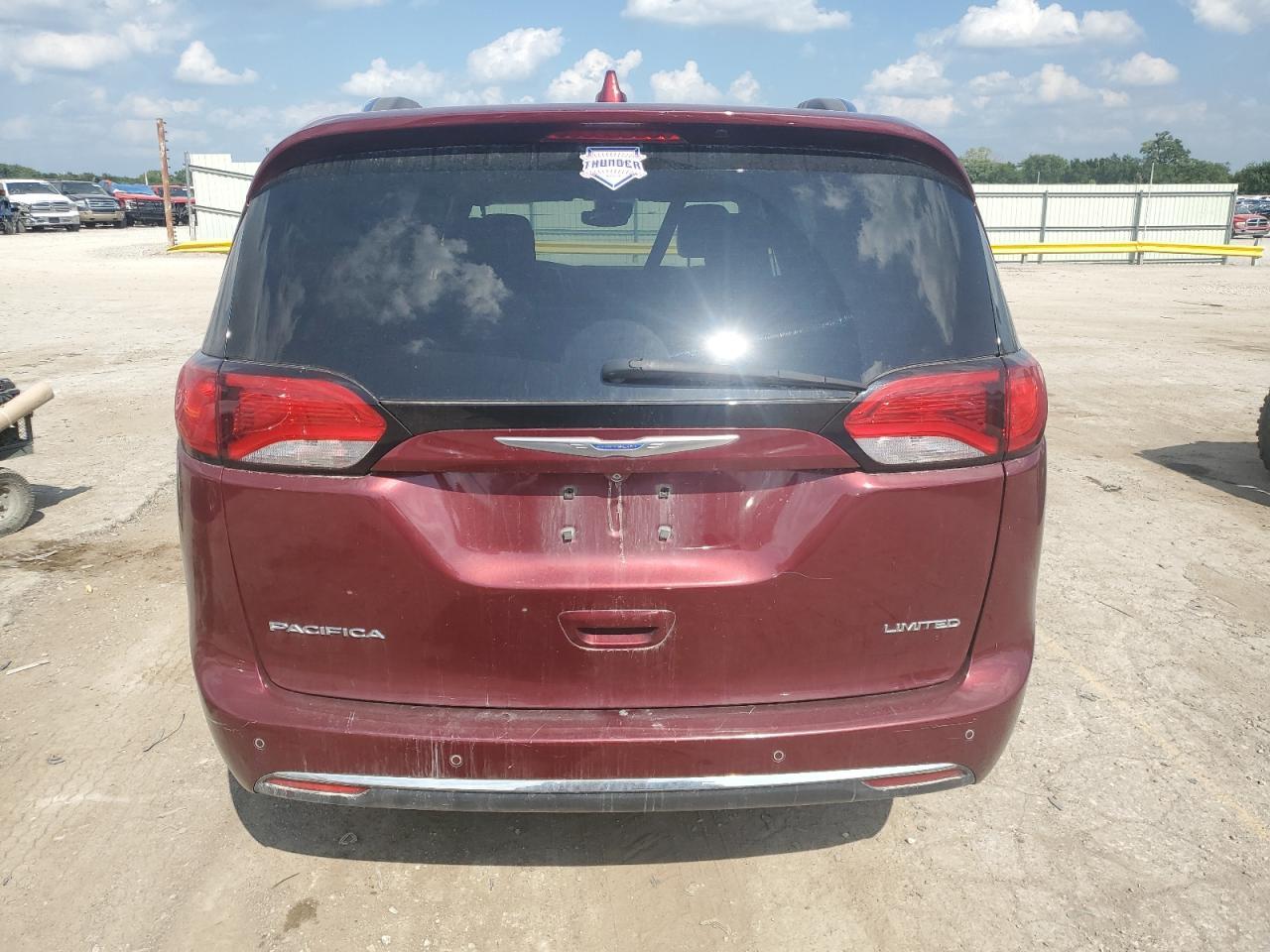 2017 Chrysler Pacifica Limited - Фото 6