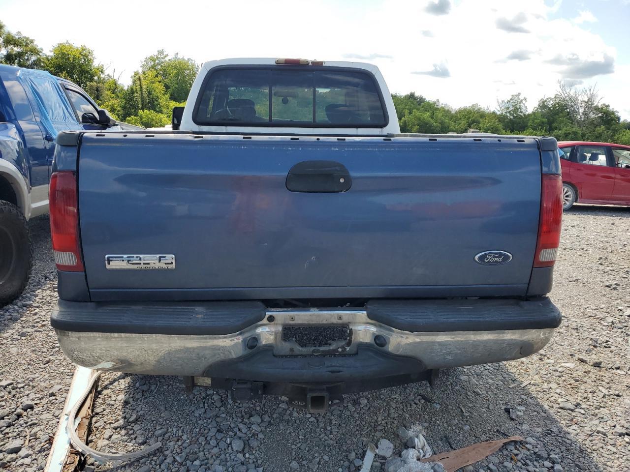 2005 Ford F250 Super Duty - Image 6