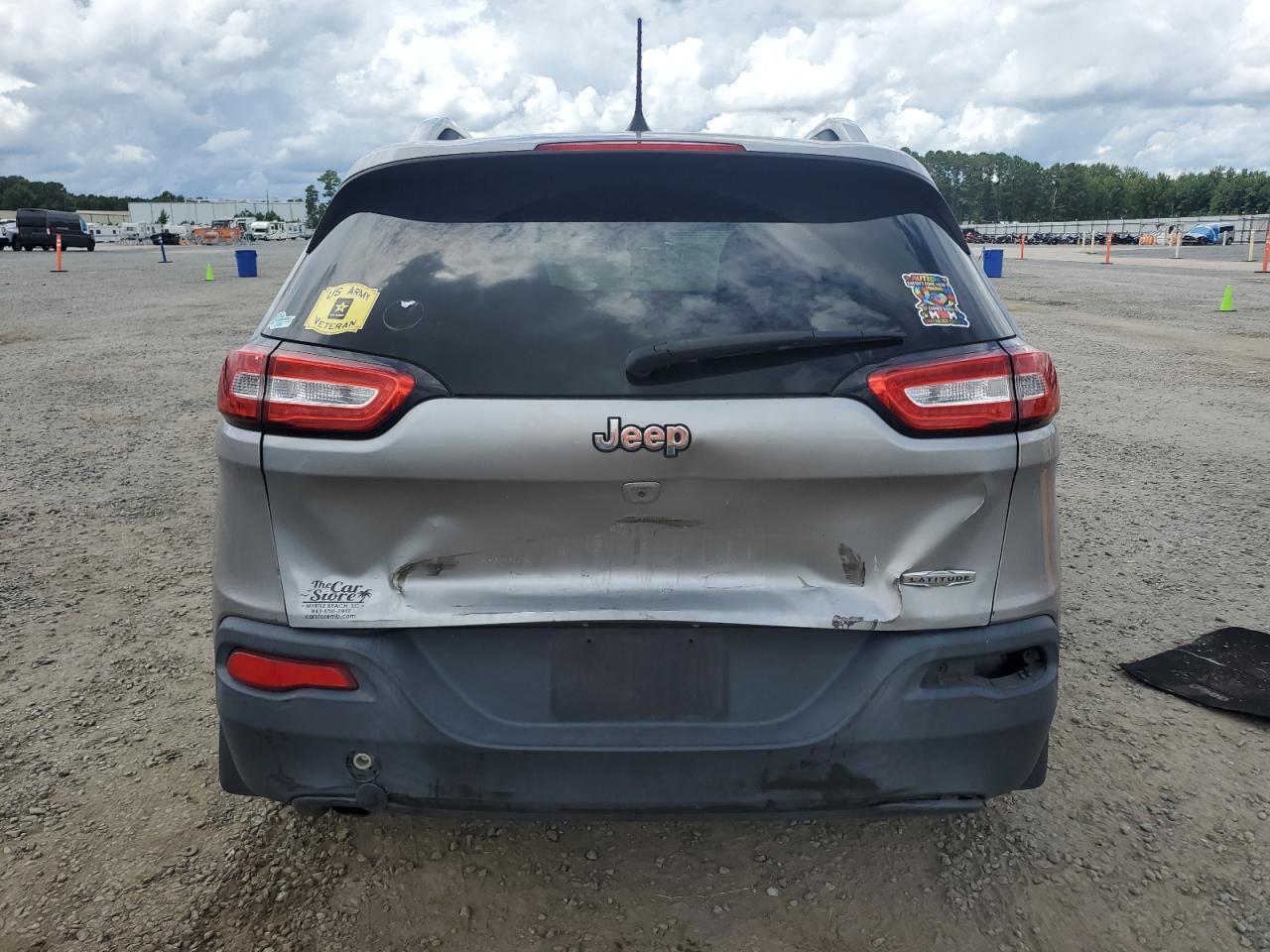 2017 Jeep Cherokee Latitude - Фото 6