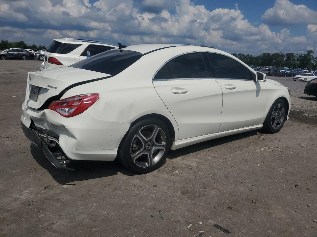 2018 Mercedes-Benz Cla 250 4Matic - Фото 3
