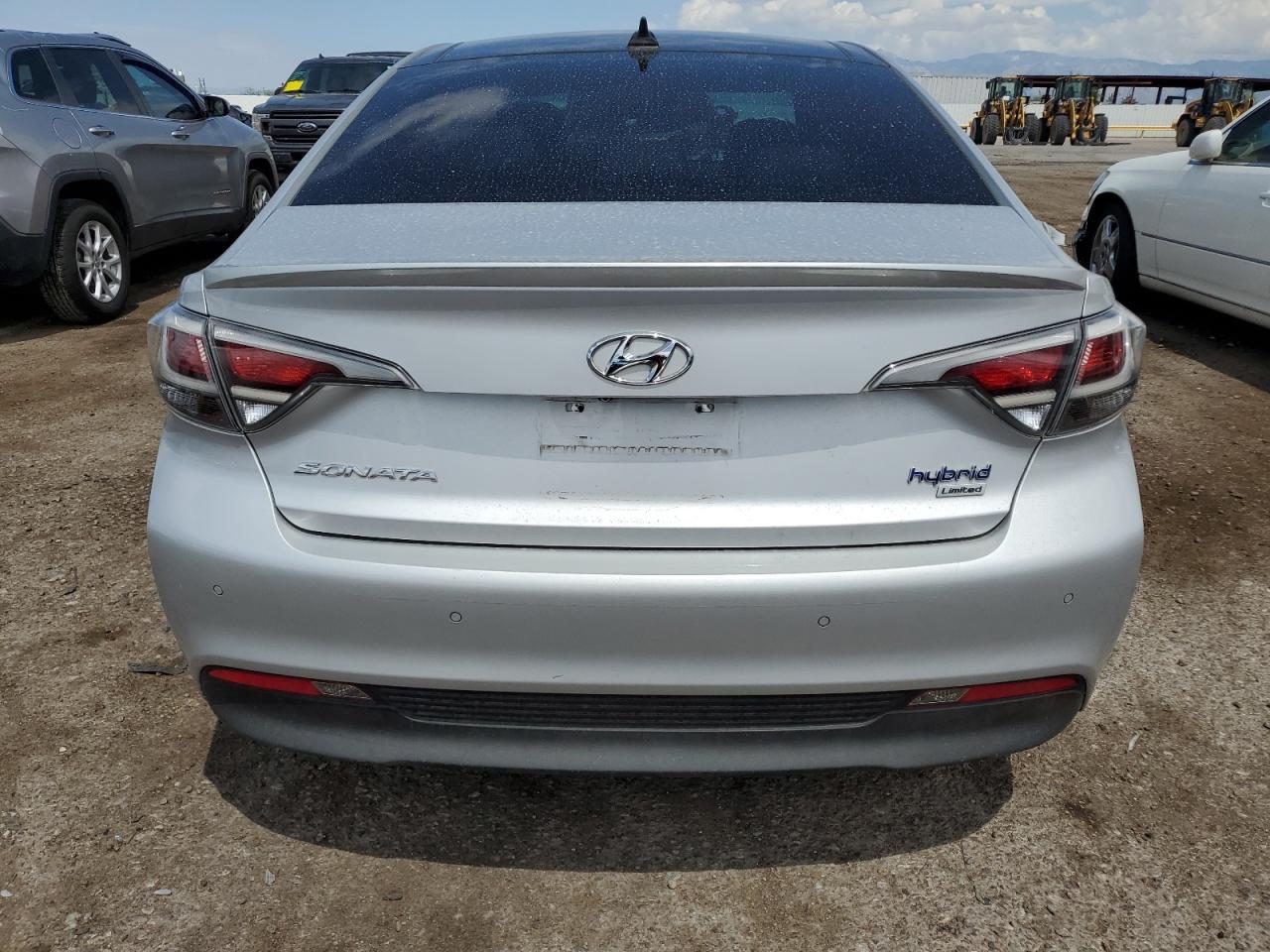 2016 Hyundai Sonata Hybrid - Image 6