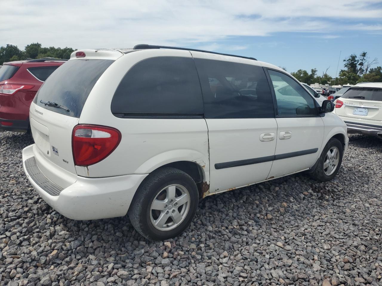 2005 Dodge Caravan Sxt - Фото 3