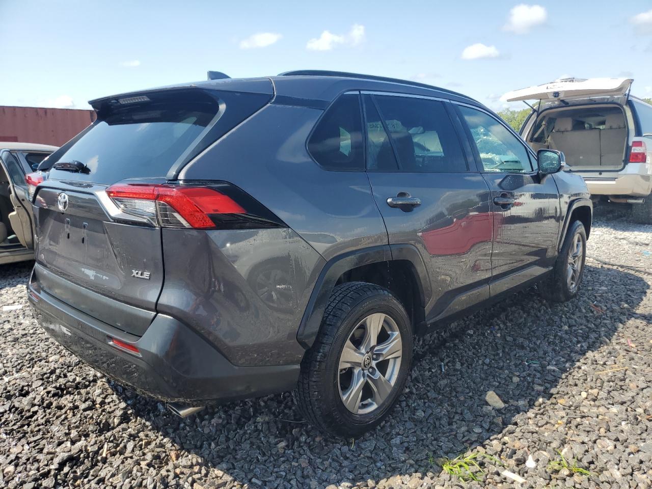 2022 Toyota Rav4 Xle - Фото 3