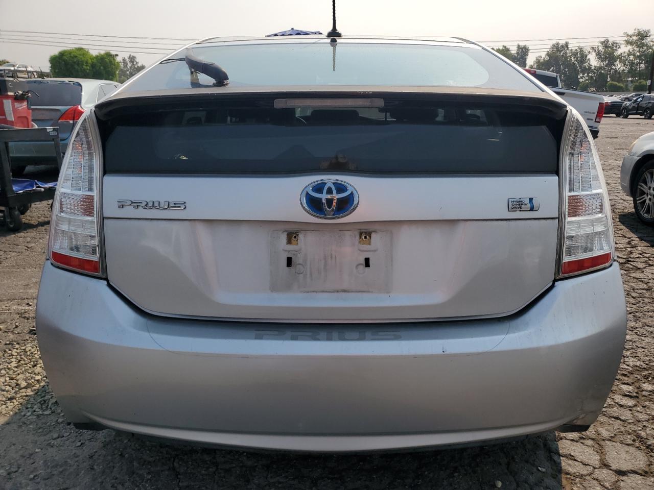 2010 Toyota Prius - Image 6