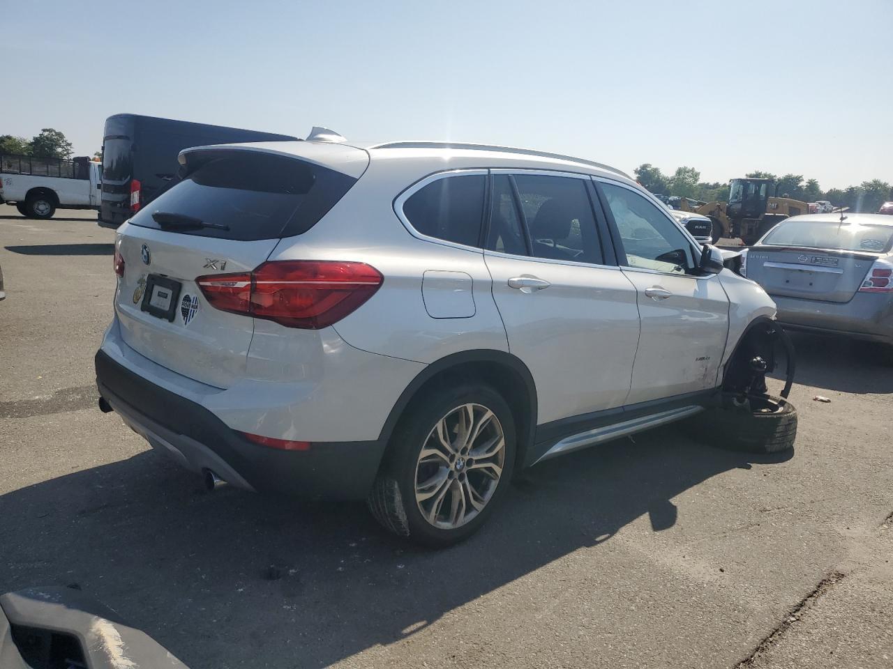 2017 BMW X1 xDrive28I - Image 3