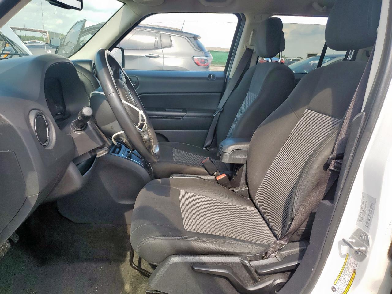 2016 Jeep Patriot Latitude - Фото 7
