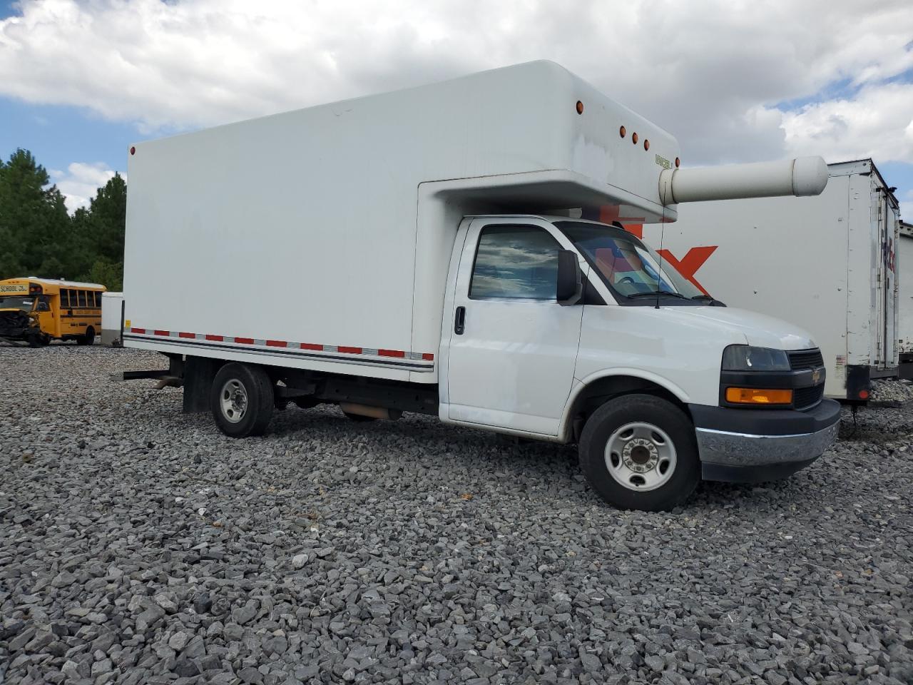 2021 Chevrolet Express G3500 - Image 4
