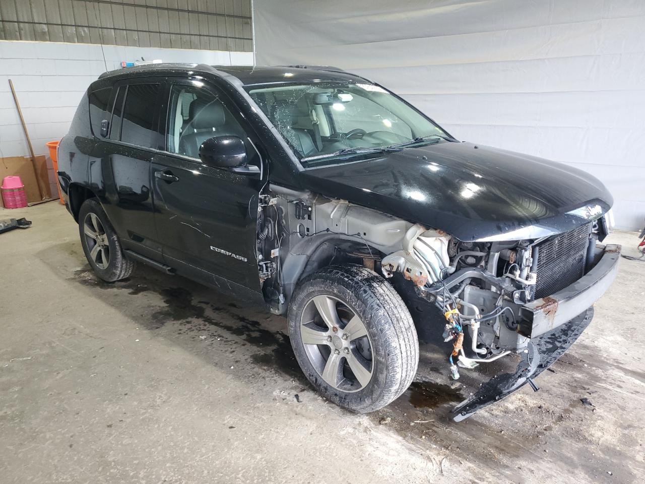 2017 Jeep Compass Latitude - Фото 4