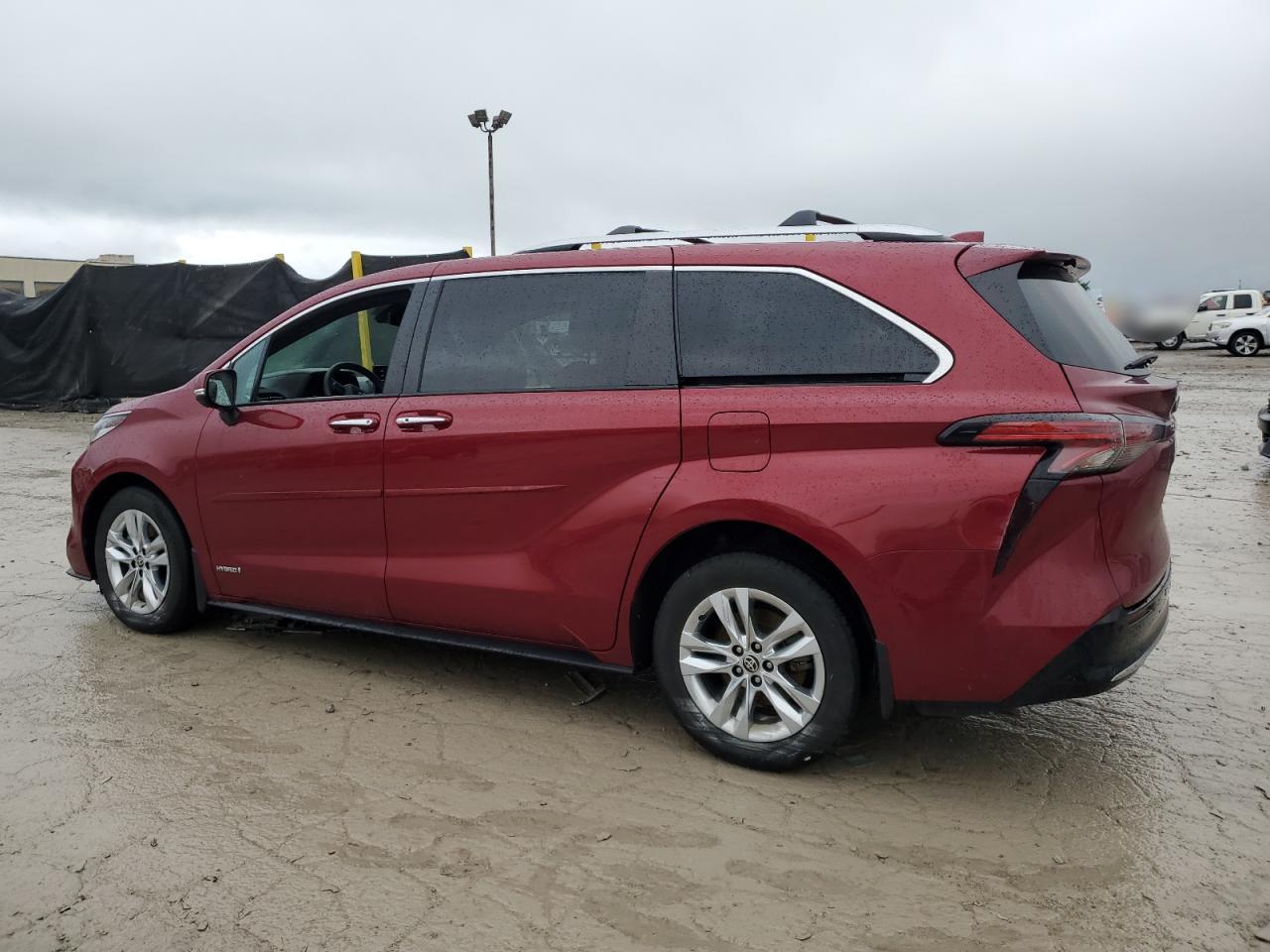 2021 Toyota Sienna Limited - Image 2