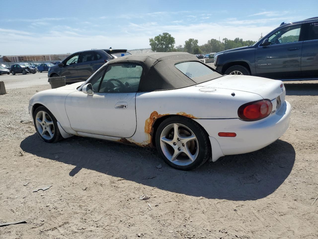 2003 Mazda Mx-5 Miata Base - Image 2