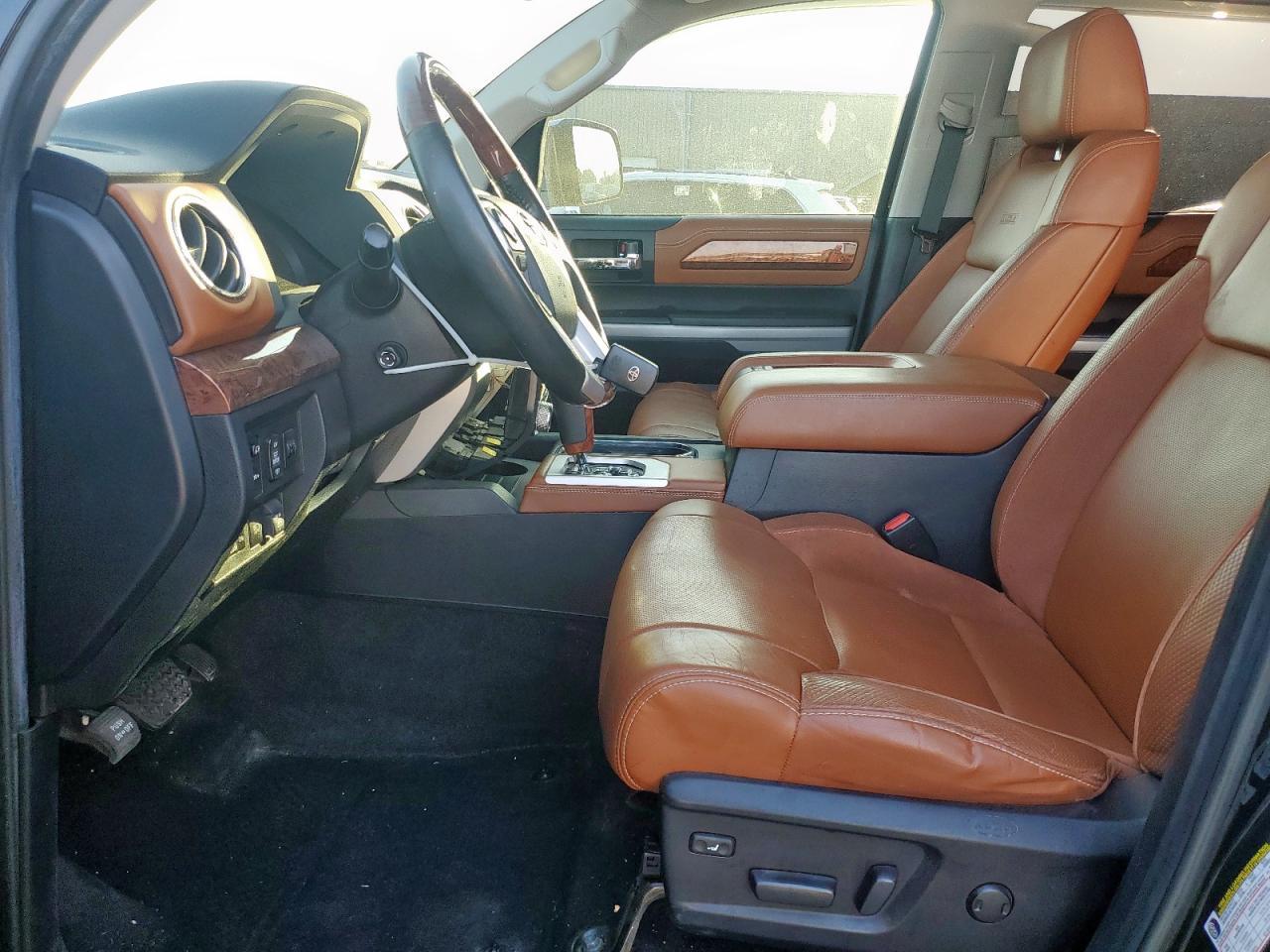 2020 Toyota Tundra Crewmax 1794 - Фото 7