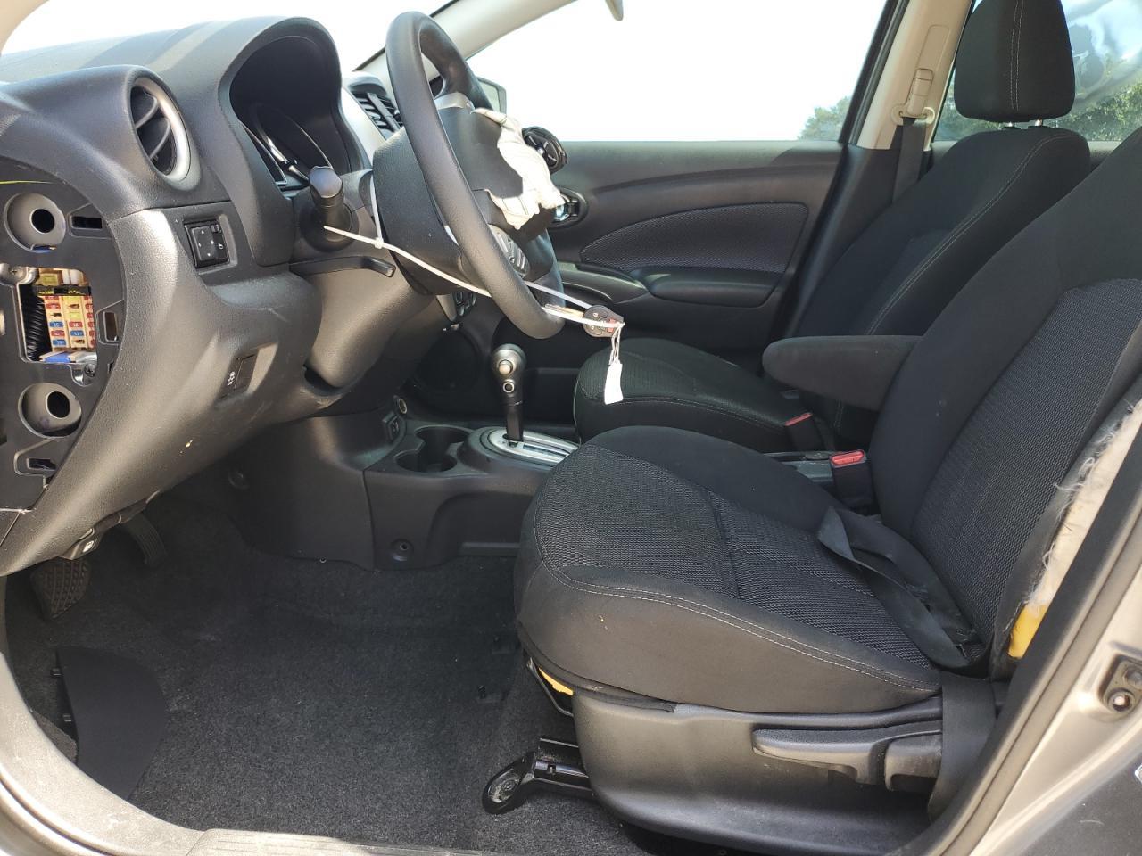 2019 Nissan Versa S - Фото 7