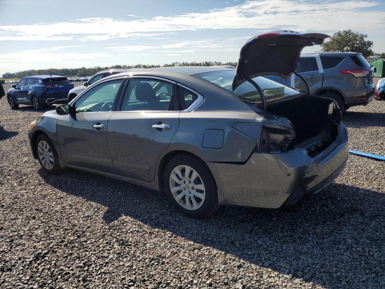 2018 Nissan Altima 2.5 - Фото 2