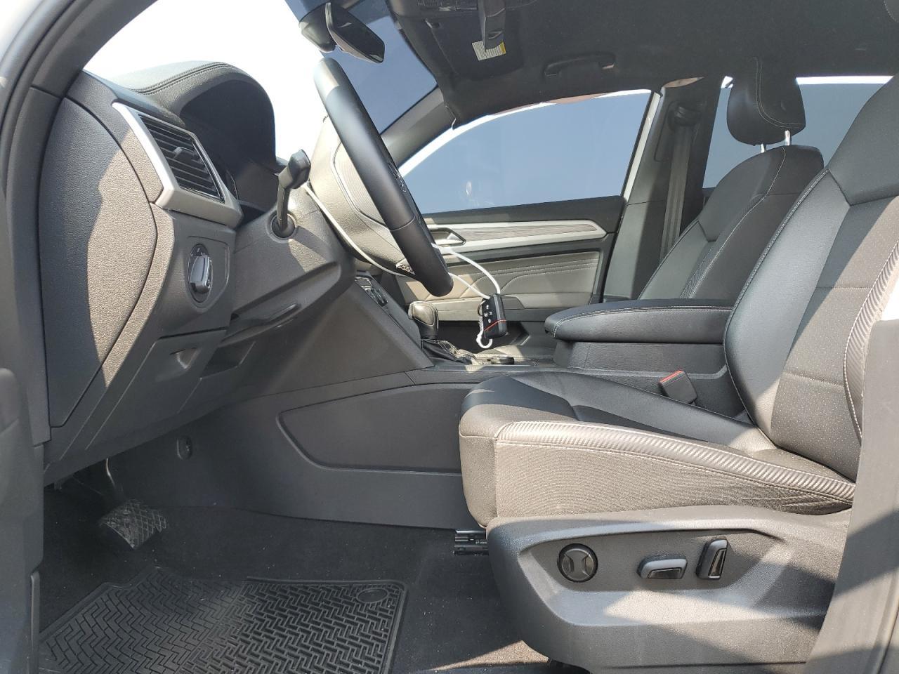 2022 Volkswagen Atlas Cross Sport Se - Image 7