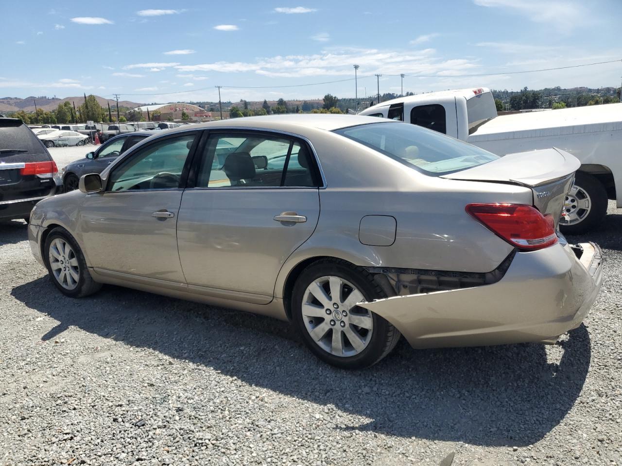 2006 Toyota Avalon Xl - Фото 2