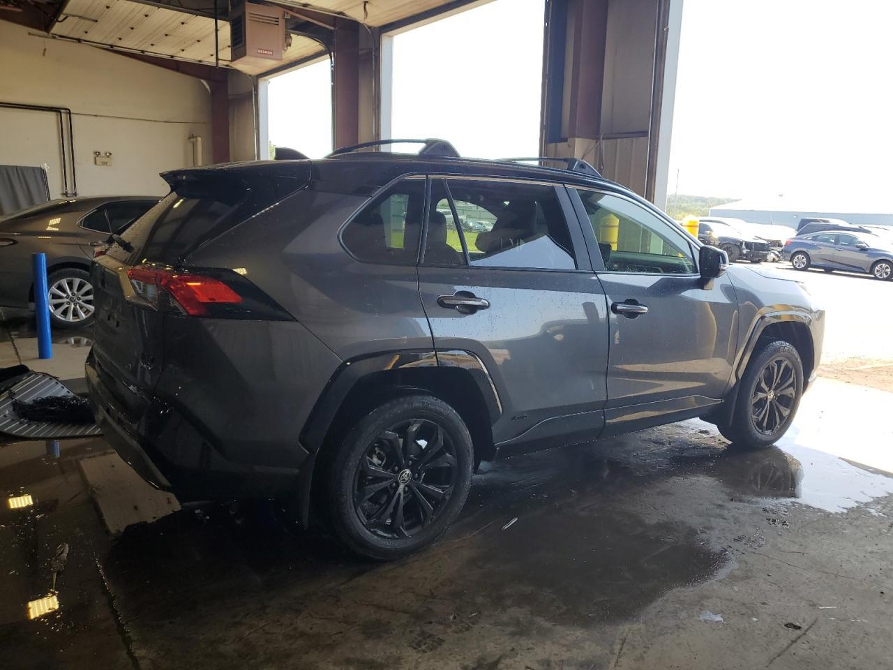 2025 Toyota Rav4 Xse - Фото 3