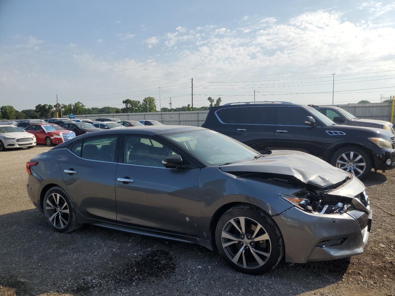 2017 Nissan Maxima 3.5S - Image 4