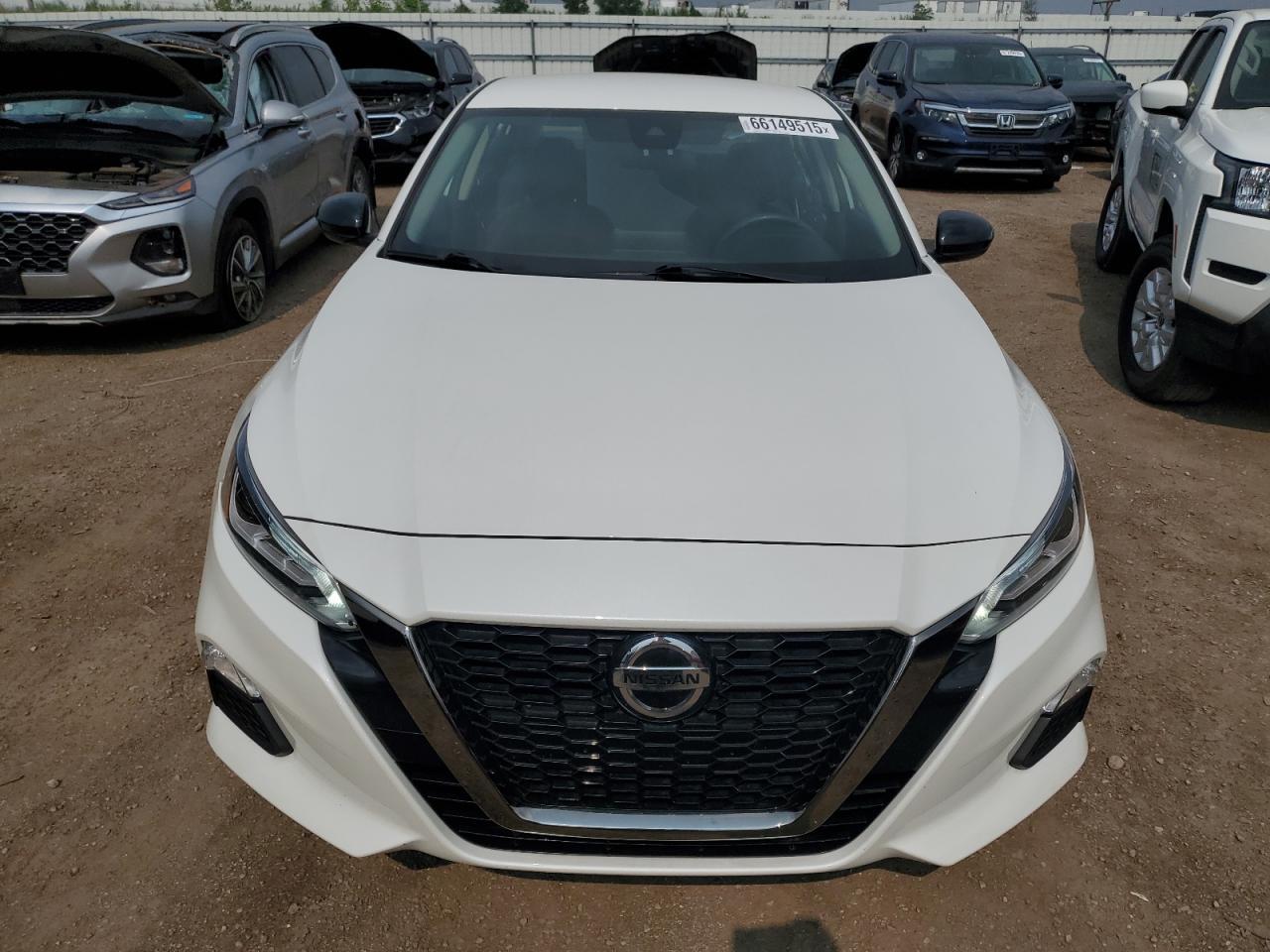 2022 Nissan Altima Sr - Image 5