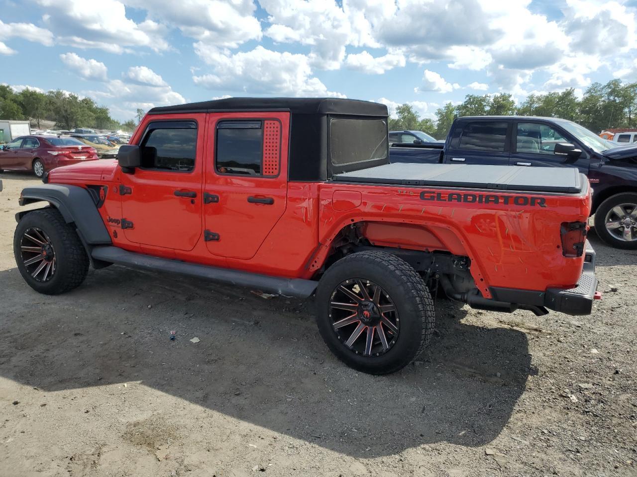 2020 Jeep Gladiator Sport - Фото 2