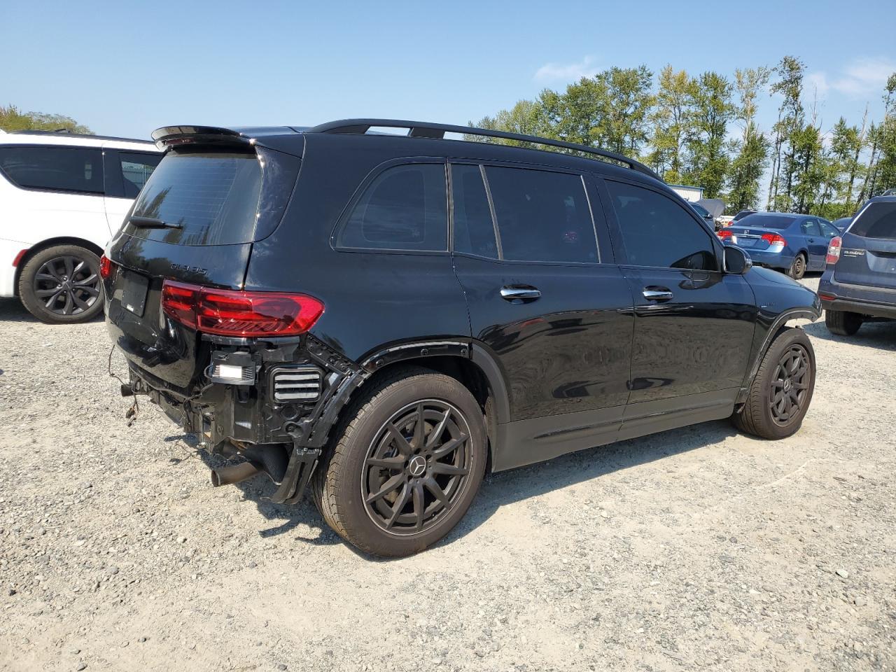 2025 Mercedes-Benz Glb Amg 35 4Matic - Фото 3