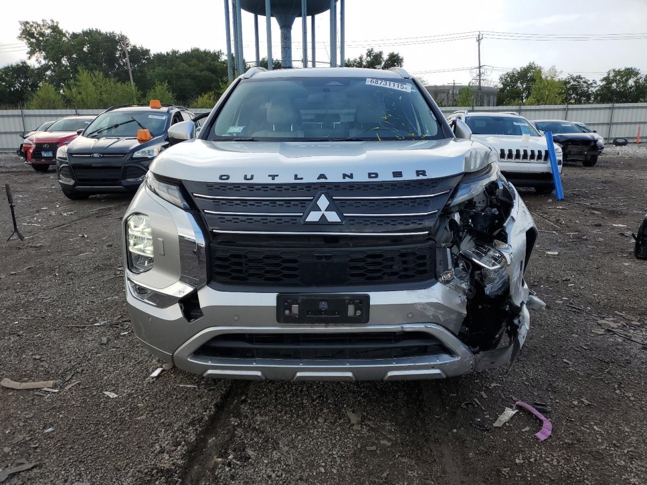 2023 Mitsubishi Outlander Sel - Фото 5