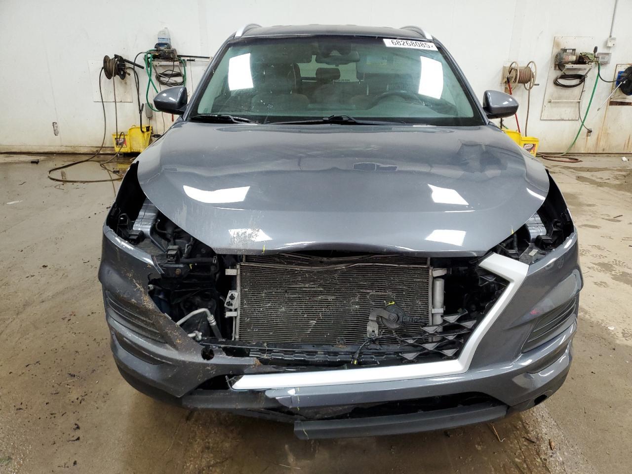 2019 Hyundai Tucson Limited - Image 5