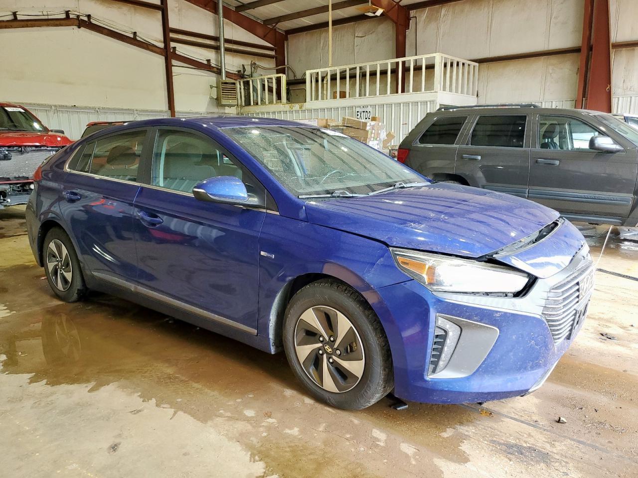 2019 Hyundai Ioniq Sel - Image 4