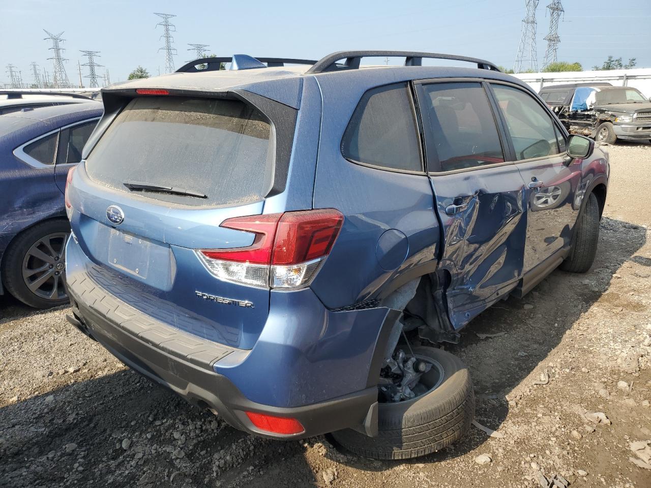 2022 Subaru Forester Premium - Фото 3