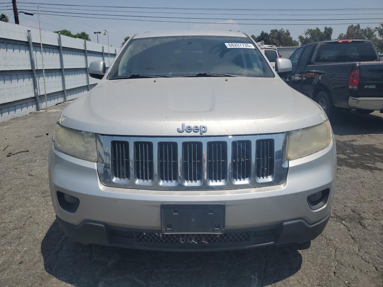 2011 Jeep Grand Cherokee Laredo - Image 5