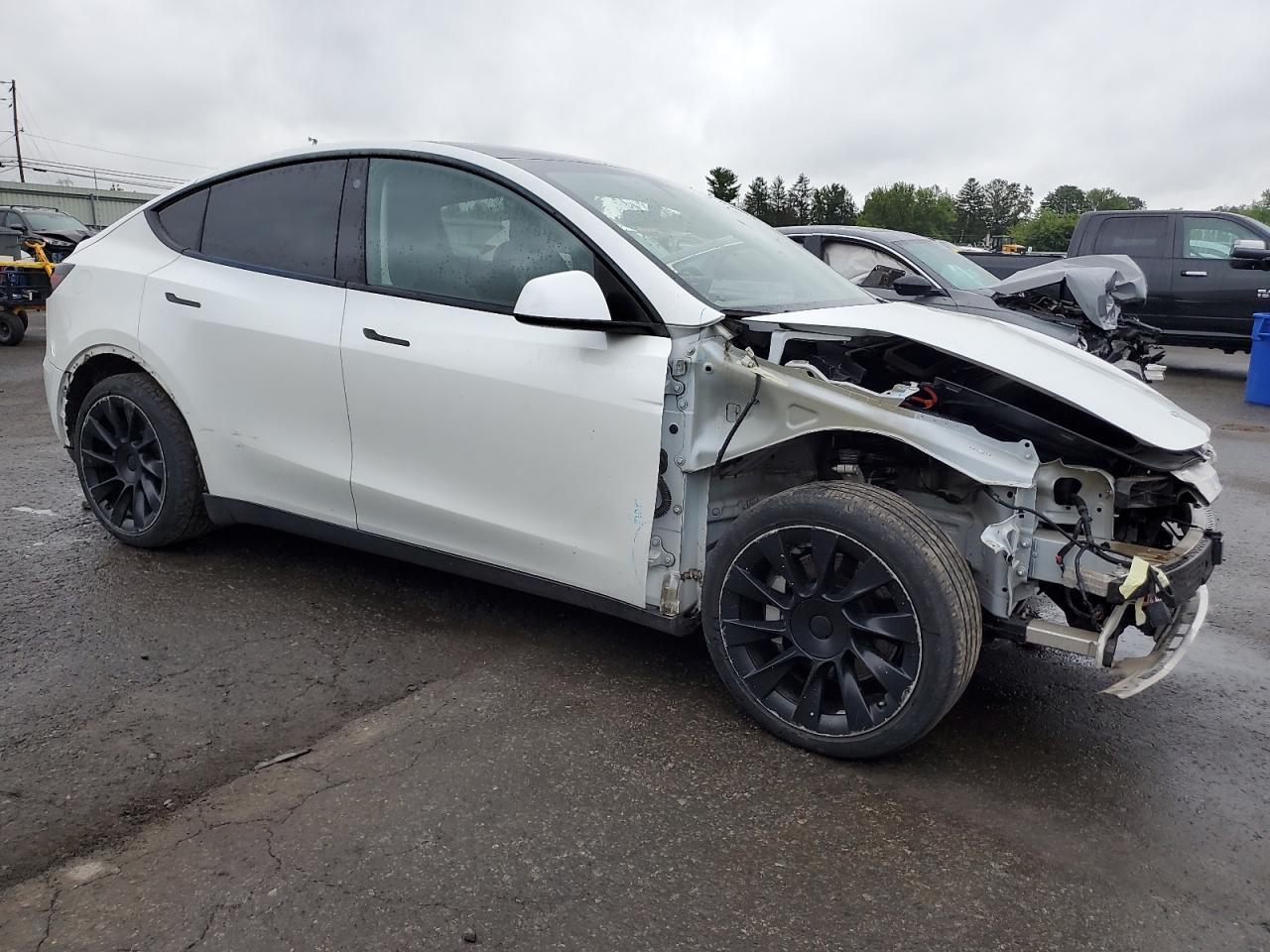 2021 Tesla Model Y - Image 4