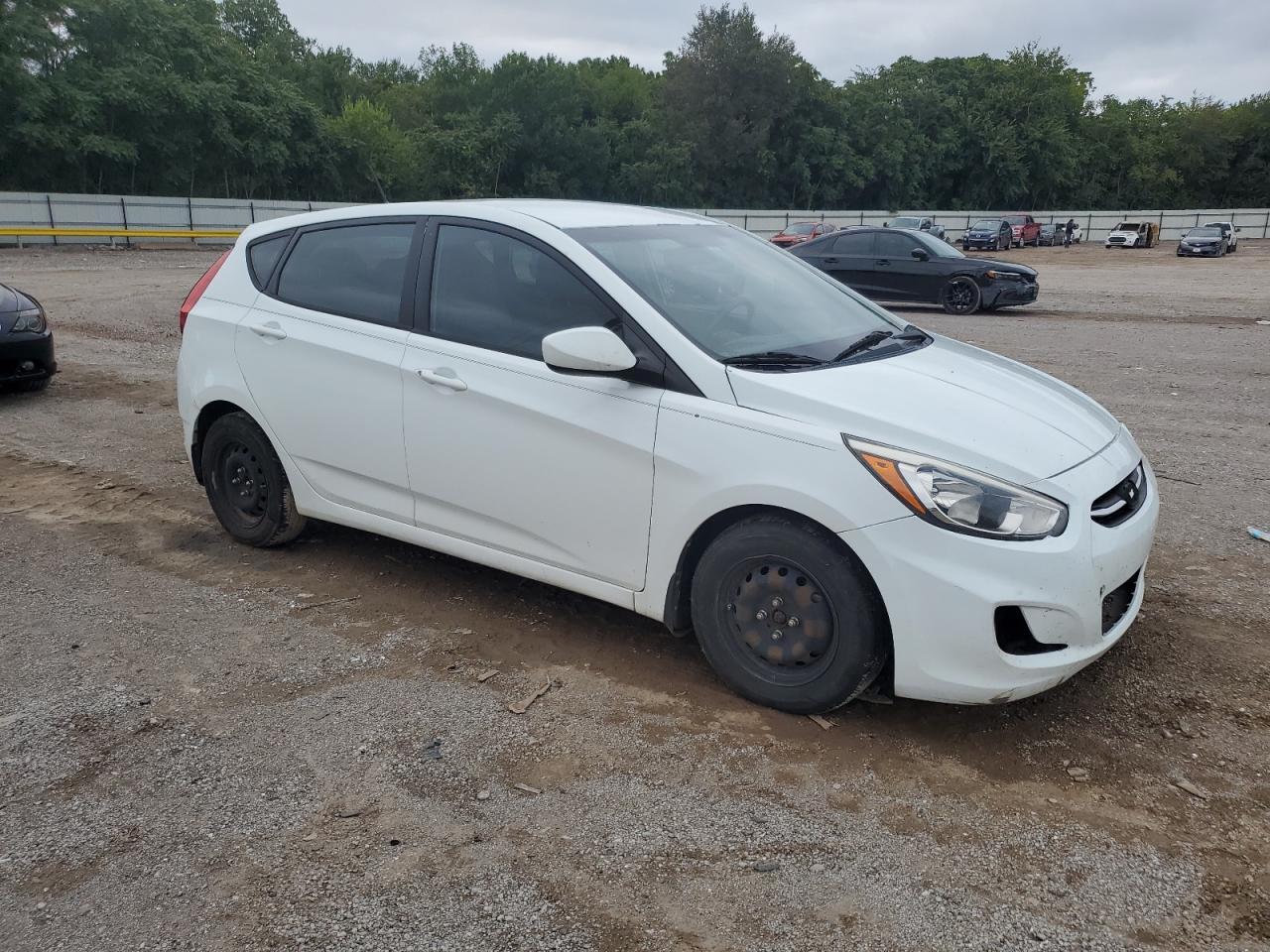 2015 Hyundai Accent Gs - Фото 4