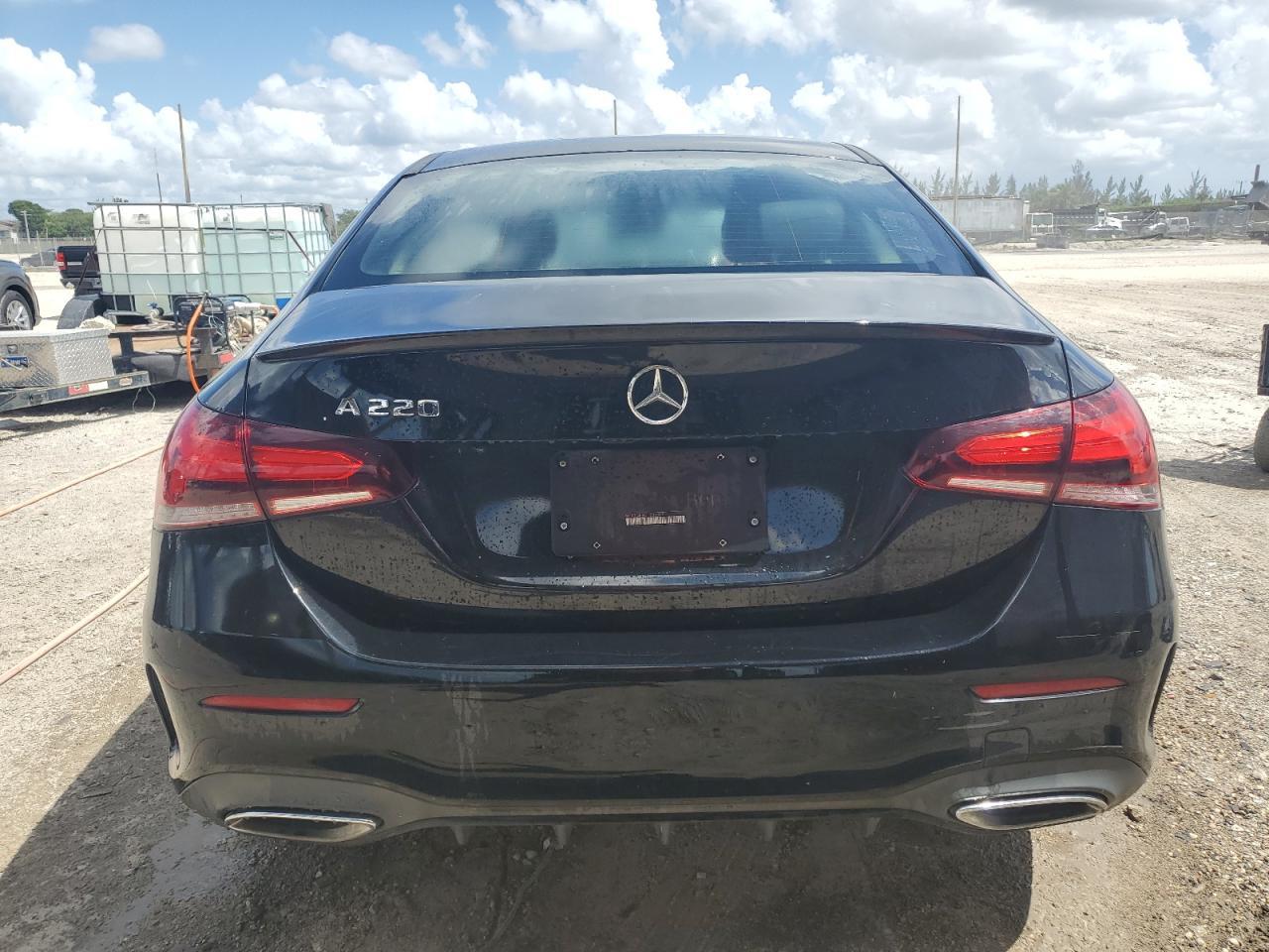 2020 Mercedes-Benz A 220 - Фото 6