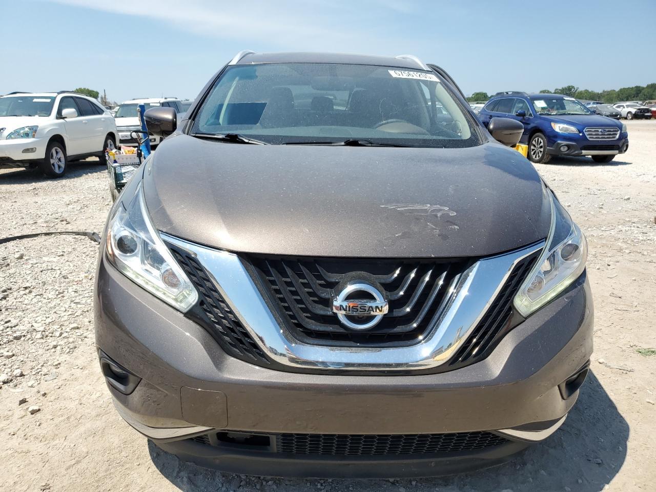 2016 Nissan Murano S - Image 5