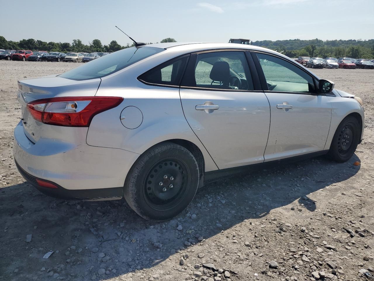 2012 Ford Focus Se - Фото 3