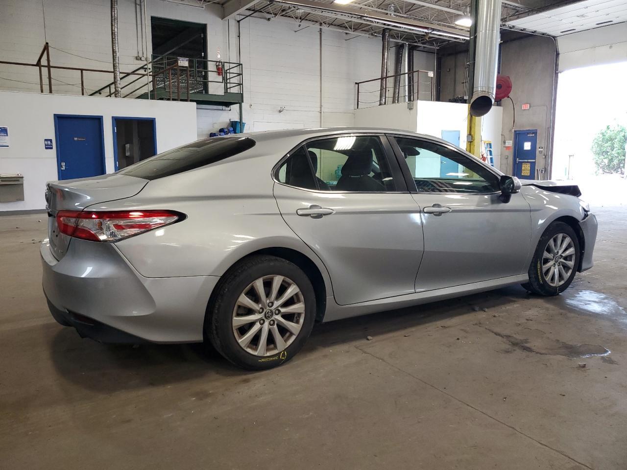 2018 Toyota Camry L - Image 3