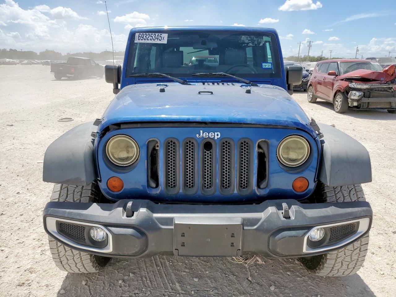 2010 Jeep Wrangler Unlimited Sport - Image 5