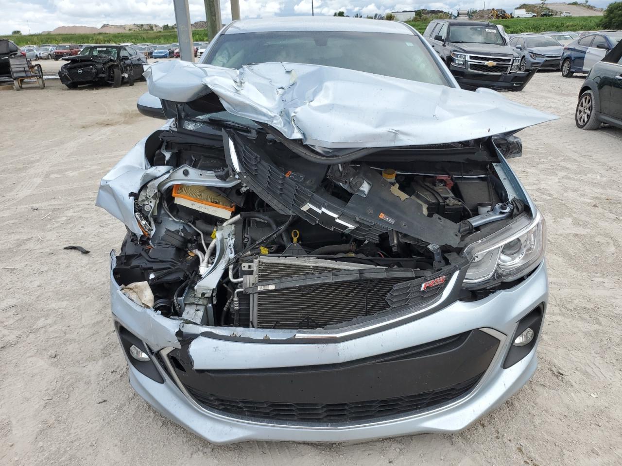 2018 Chevrolet Sonic Lt - Фото 5